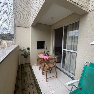 Apartamentos com 61m², 2 quartos, 1 garagem, no bairro São Sebastião em Palhoça