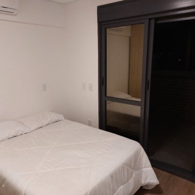 Apartamentos com 116m², 3 quartos, 3 suítes, 3 garagens, no bairro Jurerê em Florianópolis