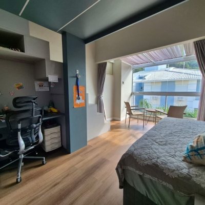 Cobertura com 148m², 3 quartos, 1 suíte, 2 garagens, no bairro Ingleses em Florianópolis