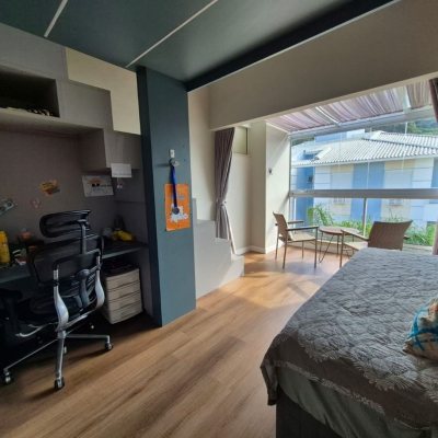 Cobertura com 148m², 3 quartos, 1 suíte, 2 garagens, no bairro Ingleses em Florianópolis