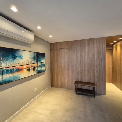 Cobertura com 148m², 3 quartos, 1 suíte, 2 garagens, no bairro Ingleses em Florianópolis