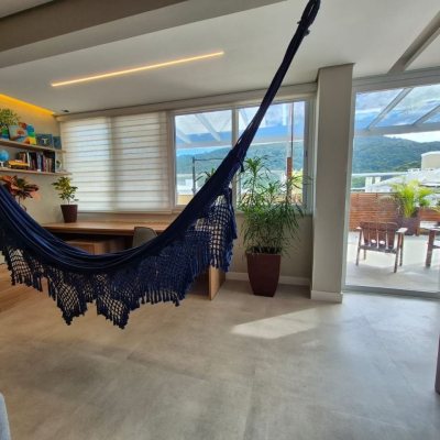 Cobertura com 148m², 3 quartos, 1 suíte, 2 garagens, no bairro Ingleses em Florianópolis