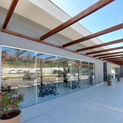 Apartamentos com 49m², 2 quartos, 1 garagem, no bairro Praia De Fora em Palhoça