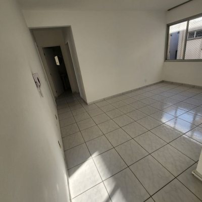 Apartamentos com 59m², 1 quarto, no bairro Centro em Florianópolis
