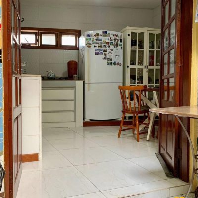 Casa Residencial com 157m², 4 quartos, 1 garagem, no bairro Armação Do Pântano Do Sul em Florianópolis