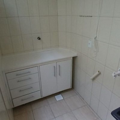 Apartamentos com 78m², 3 quartos, no bairro Canto em Florianópolis