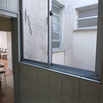 Apartamentos com 78m², 3 quartos, no bairro Canto em Florianópolis