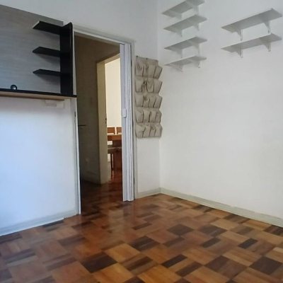 Apartamentos com 78m², 3 quartos, no bairro Canto em Florianópolis
