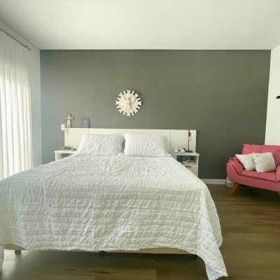 Casa Residencial com 141m², 3 quartos, 3 suítes, 2 garagens, no bairro Ingleses do Rio Vermelho em Florianópolis