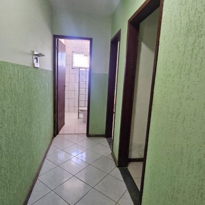 Casa Residencial com 141m², 3 quartos, 2 garagens, no bairro Campeche em Florianópolis