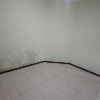 Casa Residencial com 141m², 3 quartos, 2 garagens, no bairro Campeche em Florianópolis