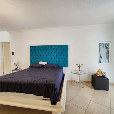 Casa Residencial com 870m², 8 quartos, 8 suítes, 4 garagens, no bairro Lagoa da Conceição em Florianópolis