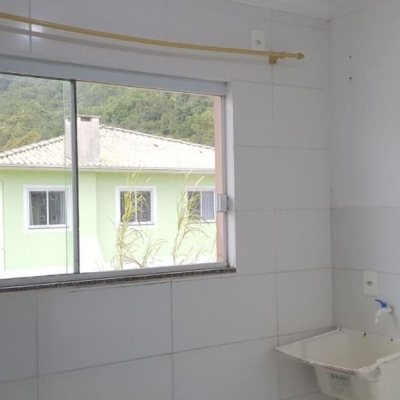 Apartamentos com 60m², 2 quartos, 1 suíte, 1 garagem, no bairro Ingleses do Rio Vermelho em Florianópolis