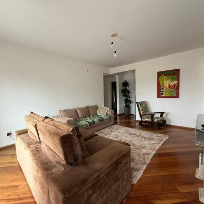 Casa Residencial com 502m², 6 quartos, 3 suítes, 4 garagens, no bairro Ingleses em Florianópolis