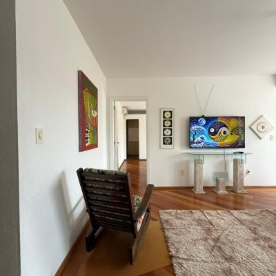 Casa Residencial com 502m², 6 quartos, 3 suítes, 4 garagens, no bairro Ingleses em Florianópolis