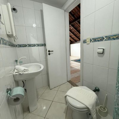 Casa Residencial com 502m², 6 quartos, 3 suítes, 4 garagens, no bairro Ingleses em Florianópolis