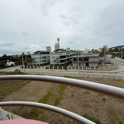 Casa Residencial com 502m², 6 quartos, 3 suítes, 4 garagens, no bairro Ingleses em Florianópolis