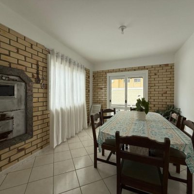 Casa Residencial com 502m², 6 quartos, 3 suítes, 4 garagens, no bairro Ingleses em Florianópolis