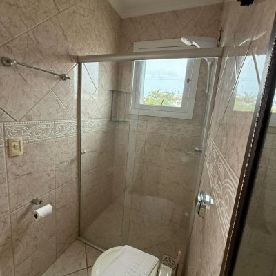 Casa Residencial com 502m², 6 quartos, 3 suítes, 4 garagens, no bairro Ingleses em Florianópolis