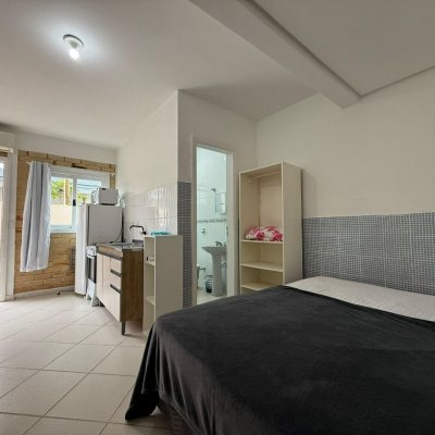 Casa Residencial com 502m², 6 quartos, 3 suítes, 4 garagens, no bairro Ingleses em Florianópolis