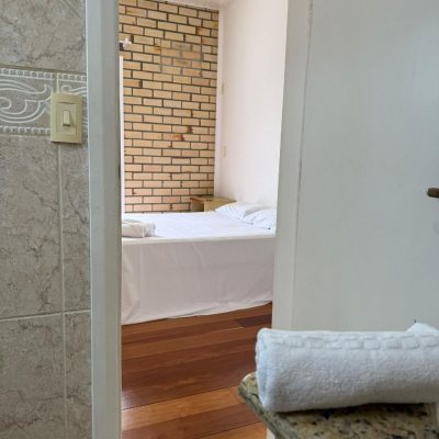 Casa Residencial com 502m², 6 quartos, 3 suítes, 4 garagens, no bairro Ingleses em Florianópolis