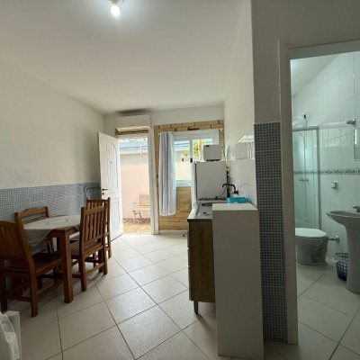 Casa Residencial com 502m², 6 quartos, 3 suítes, 4 garagens, no bairro Ingleses em Florianópolis