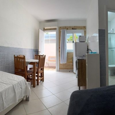 Casa Residencial com 502m², 6 quartos, 3 suítes, 4 garagens, no bairro Ingleses em Florianópolis