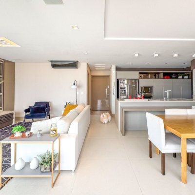 Cobertura com 175m², 3 quartos, 2 suítes, 2 garagens, no bairro Estreito em Florianópolis