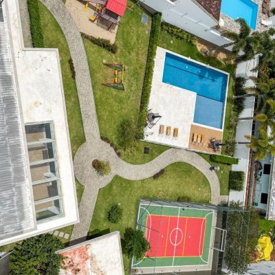 Cobertura com 175m², 3 quartos, 2 suítes, 2 garagens, no bairro Estreito em Florianópolis