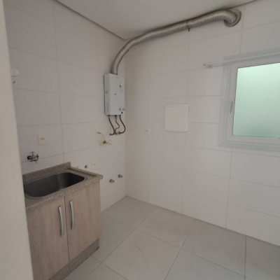 Apartamentos com 143m², 3 quartos, 1 suíte, 1 garagem, no bairro Cachoeira Do Bom Jesus em Florianópolis