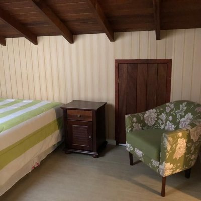 Cobertura com 197m², 4 quartos, 2 suítes, 2 garagens, no bairro Ingleses do Rio Vermelho em Florianópolis