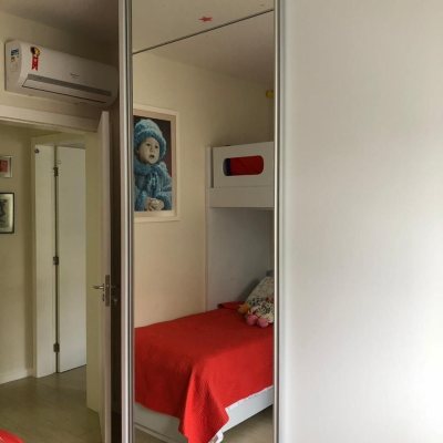 Cobertura com 197m², 4 quartos, 2 suítes, 2 garagens, no bairro Ingleses do Rio Vermelho em Florianópolis
