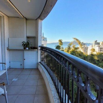 Apartamentos com 94m², 2 quartos, 2 suítes, 2 garagens, no bairro Coqueiros em Florianópolis