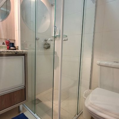 Apartamentos com 94m², 2 quartos, 2 suítes, 2 garagens, no bairro Coqueiros em Florianópolis
