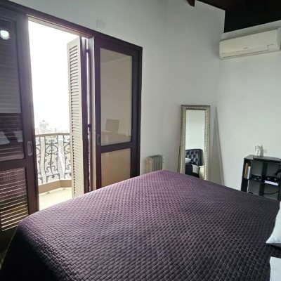 Casa Residencial com 269m², 4 quartos, 4 suítes, 4 garagens, no bairro Centro em Florianópolis