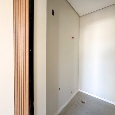 Casa Residencial com 225m², 3 quartos, 3 suítes, 4 garagens, no bairro Jurerê em Florianópolis