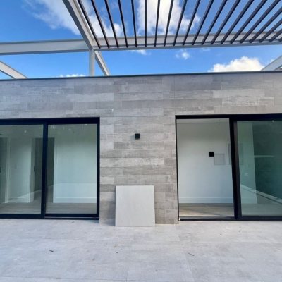 Casa em Condomínio com 341m², 4 quartos, 4 suítes, 2 garagens, no bairro Lagoa Da Conceição em Florianópolis