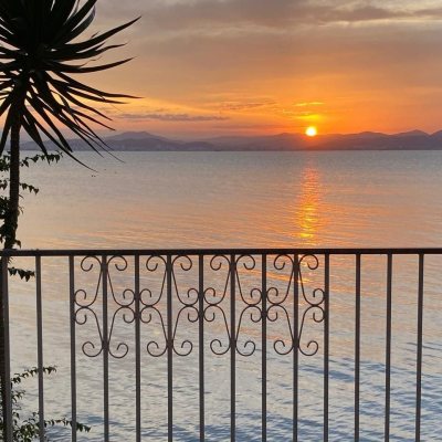 Casa Residencial com 274m², 4 quartos, 4 suítes, 3 garagens, no bairro Cacupé em Florianópolis