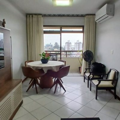 Apartamentos com 83m², 3 quartos, 1 suíte, 2 garagens, no bairro Canto em Florianópolis