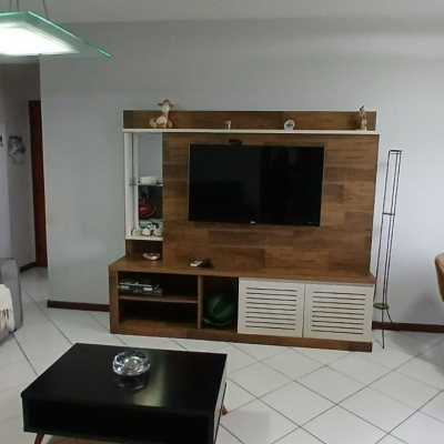 Apartamentos com 83m², 3 quartos, 1 suíte, 2 garagens, no bairro Canto em Florianópolis