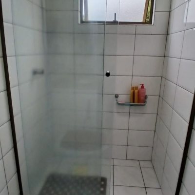 Apartamentos com 83m², 3 quartos, 1 suíte, 2 garagens, no bairro Canto em Florianópolis