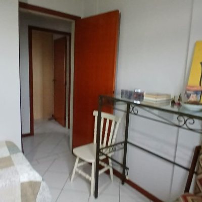 Apartamentos com 83m², 3 quartos, 1 suíte, 2 garagens, no bairro Canto em Florianópolis