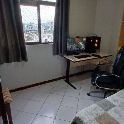 Apartamentos com 83m², 3 quartos, 1 suíte, 2 garagens, no bairro Canto em Florianópolis