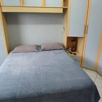 Apartamentos com 83m², 3 quartos, 1 suíte, 2 garagens, no bairro Canto em Florianópolis