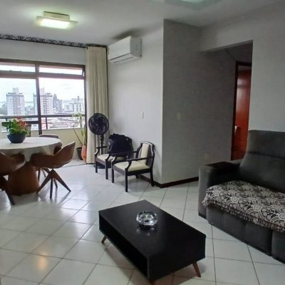 Apartamentos com 83m², 3 quartos, 1 suíte, 2 garagens, no bairro Canto em Florianópolis