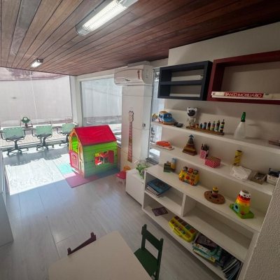 Apartamentos com 69m², 2 quartos, 1 suíte, 1 garagem, no bairro João Paulo em Florianópolis