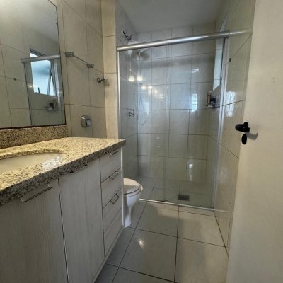Apartamentos com 69m², 2 quartos, 1 suíte, 1 garagem, no bairro João Paulo em Florianópolis