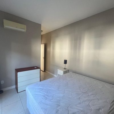 Cobertura com 128m², 4 quartos, 1 suíte, 1 garagem, no bairro Canasvieiras em Florianópolis