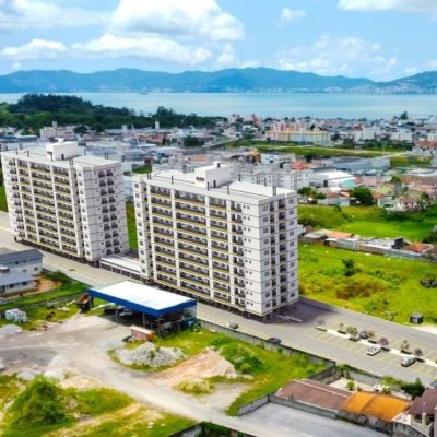 Apartamentos com 53m², 2 quartos, 1 suíte, 2 garagens, no bairro Areias em São José