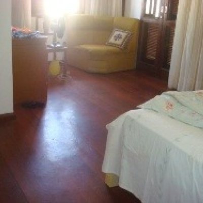 Casa Residencial com 400m², 7 quartos, 3 suítes, 5 garagens, no bairro Canasvieiras em Florianópolis